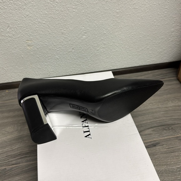 Alfani Women's Step N' Flex Jensonn Block-Heel Pumps - Picture 3 of 8